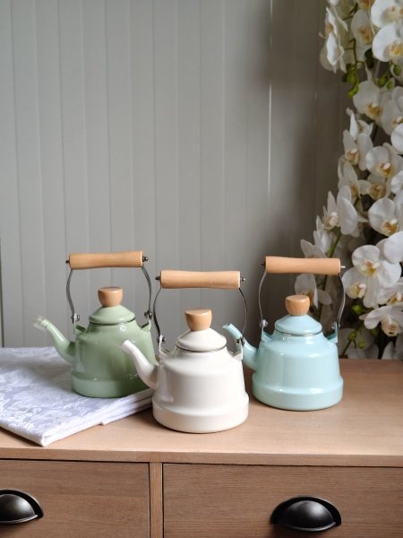 ابريق شاي جبصين ملون