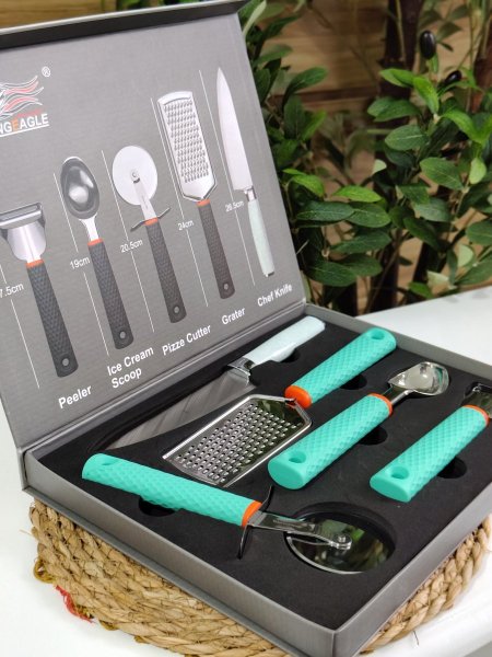 طقم أدوات مطبخ