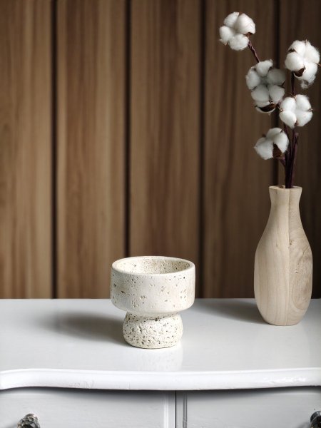 صحن مكسرات حجر