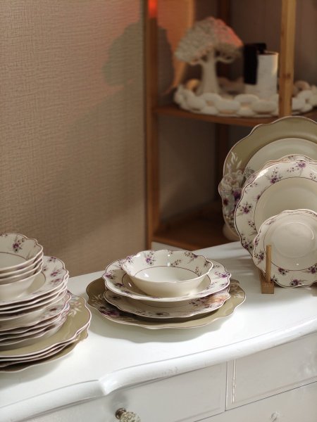 طقم سفرة بورسلان مورد