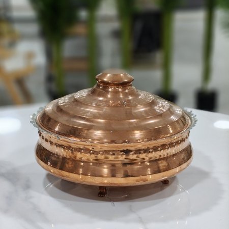 طنجرة تقديم