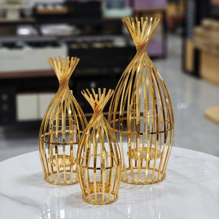 شمعدان ذهبي