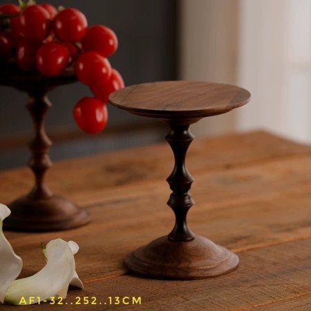 ستاند خشب الجوز