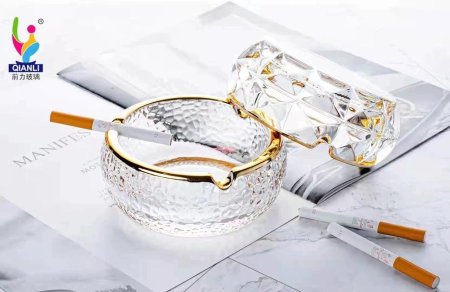 مكتة زجاج ثقيل