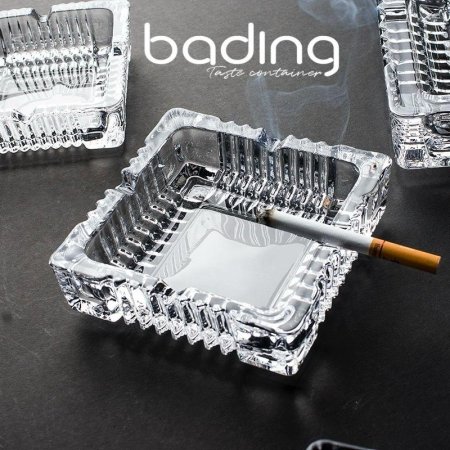 مكتة زجاج ثقيلة